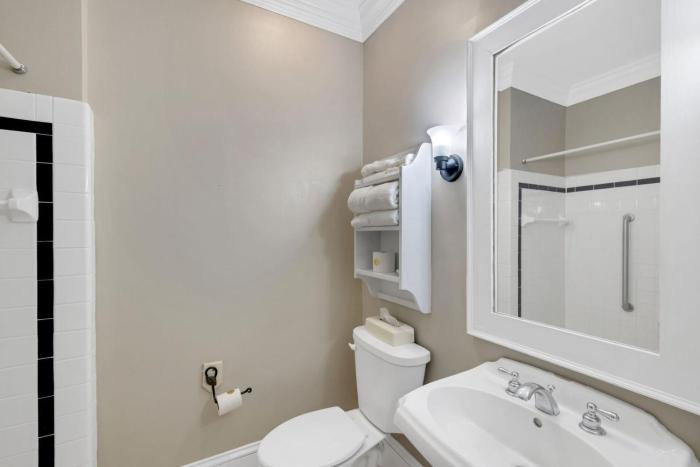 the tranquil house inn