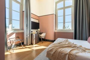 the editory riverside santa apolonia