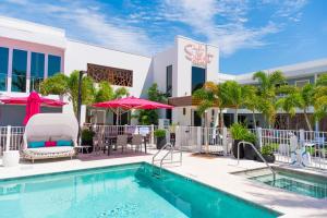 the saint hotel