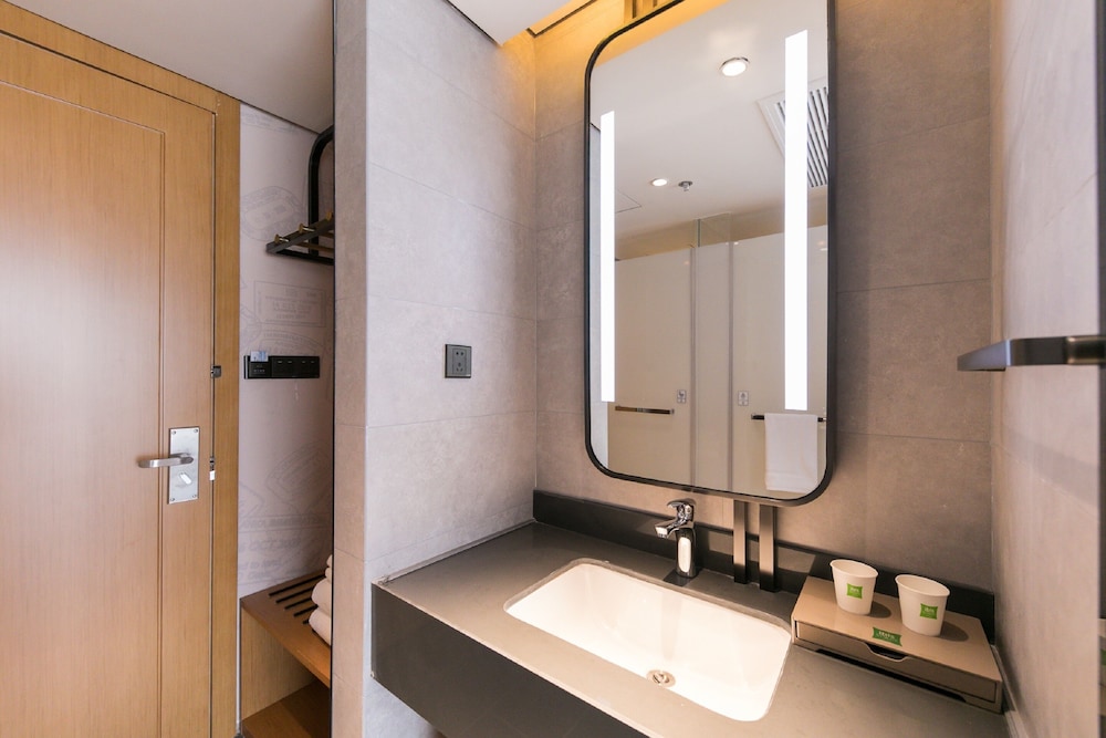 ibis styles taizhou tiantai hotel
