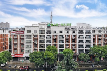 ibis styles taizhou tiantai hotel