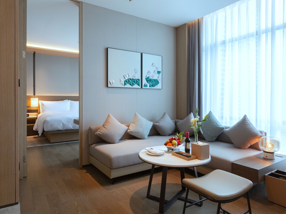 the meixi lake changsha marriott executive apartments