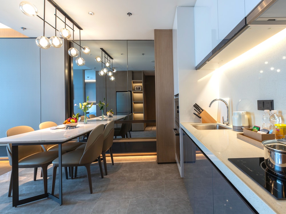 the meixi lake changsha marriott executive apartments