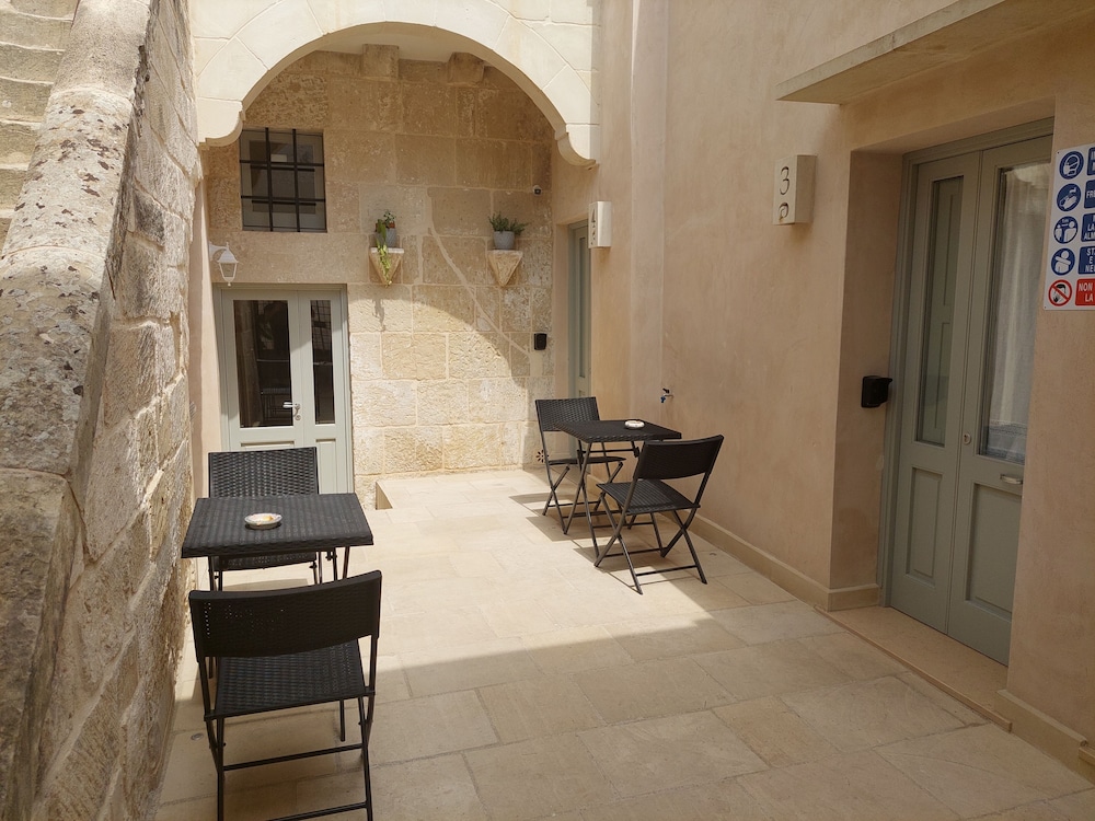 dimora assuntina fine rooms