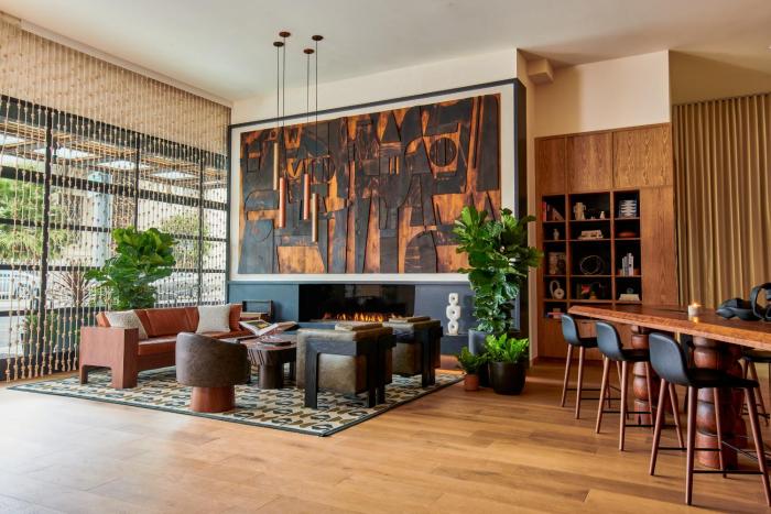 tommie hollywood part of jdv by hyatt