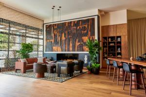 tommie hollywood part of jdv by hyatt