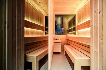 hotel liberte 33 bw premier collection