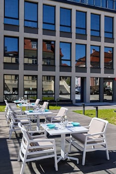 hotel liberte 33 bw premier collection