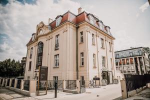 hotel liberte 33 bw premier collection