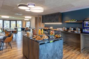 best western plus le conquerant rouen nord