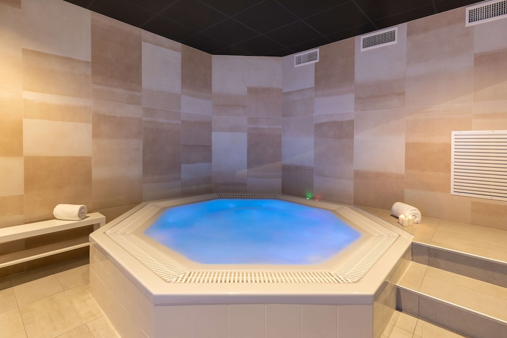 best western plus le conquerant rouen nord