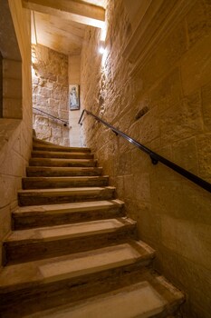 palazzino birgu host family bed and breakfast