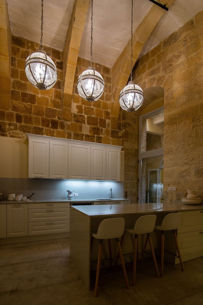palazzino birgu host family bed and breakfast