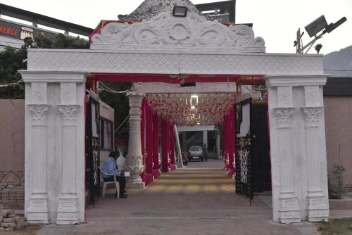 citi pride garden and hotel ajmer