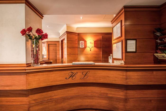 hotel laura
