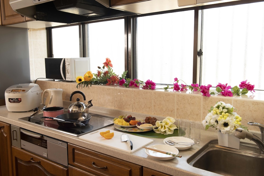 miyakojima white house