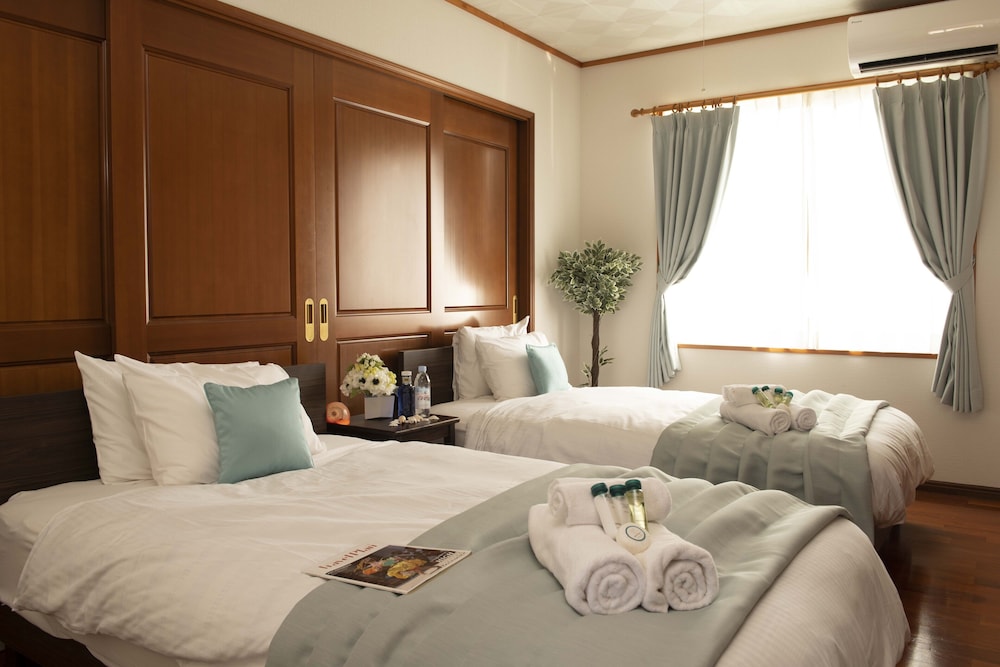 miyakojima white house