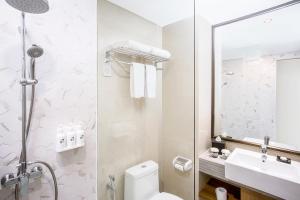 swiss belhotel cendrawasih biak