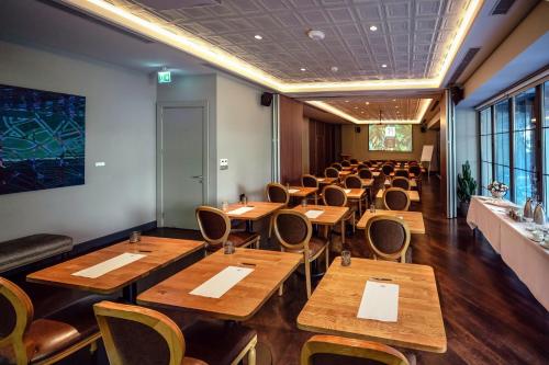 39 kalamis marina hotel