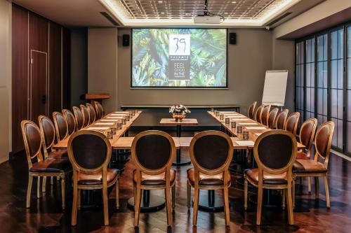 39 kalamis marina hotel