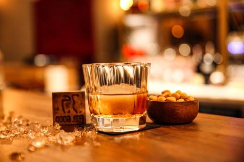 39 kalamis marina hotel