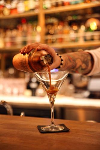 39 kalamis marina hotel