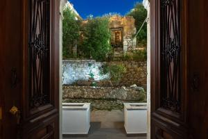 marikas deluxe rooms