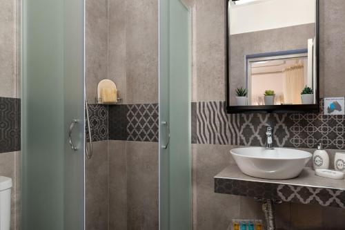 marikas deluxe rooms