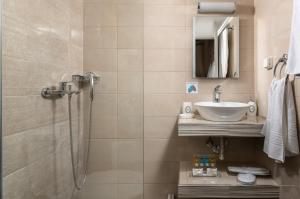 marikas deluxe rooms