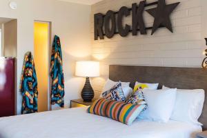 egyptian motor hotel bw signature collection