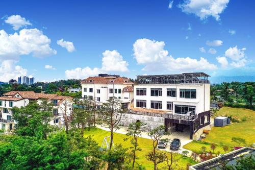 goseong belloci kids poolivilla