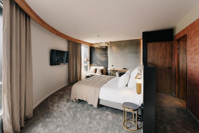 golden tulip reims