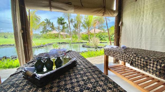 bali beach glamping