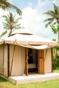 bali beach glamping