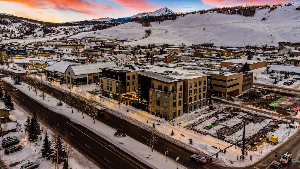 hotel indigo silverthorne an ihg hotel