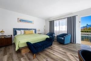 the skylark a palm springs hotel