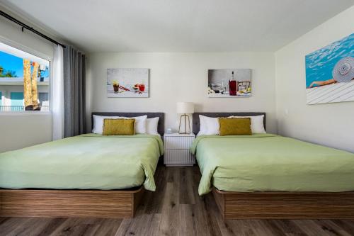 the skylark a palm springs hotel