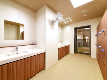 tennen onsen hotel livemax premium nagano ekimae