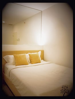 sky hive cozy apartment suite georgetown