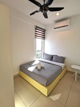 sky hive cozy apartment suite georgetown