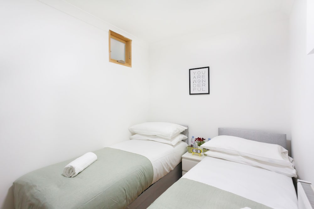 london queens eurostar kings cross