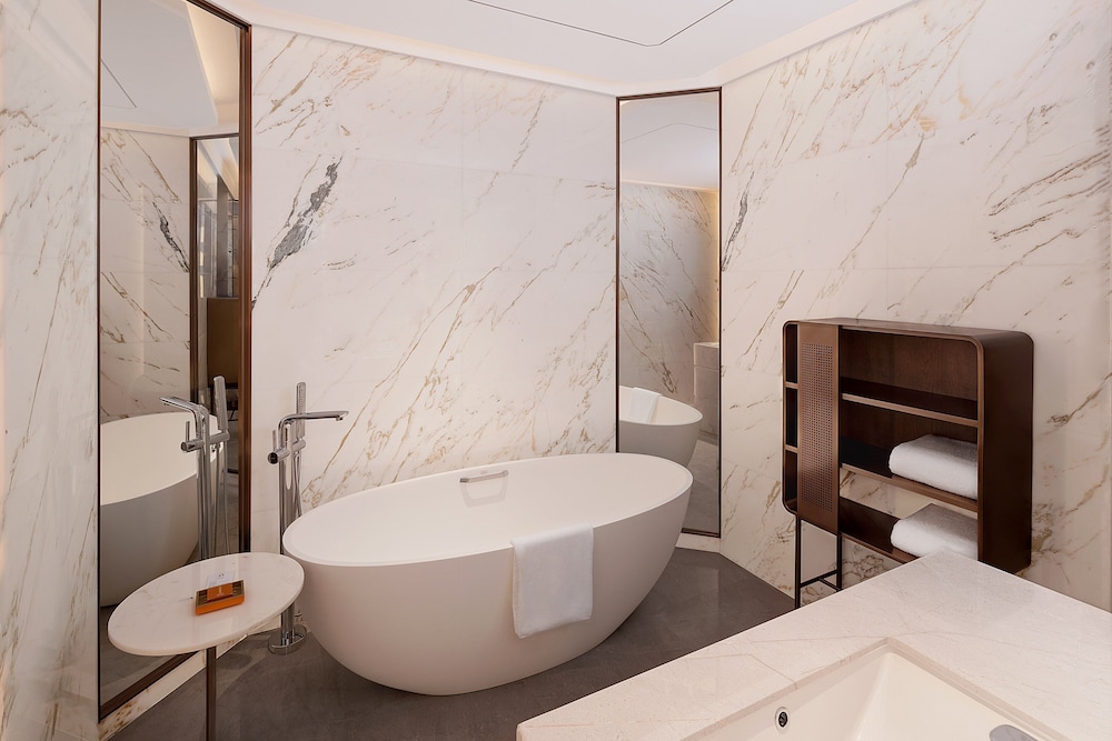 crowne plaza qingdao jinshui an ihg hotel