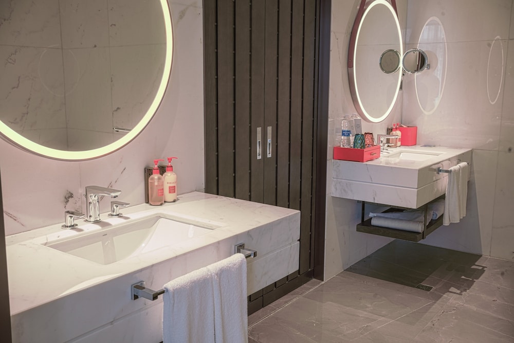 crowne plaza qingdao jinshui an ihg hotel
