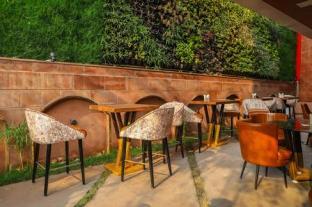 hotel golden i