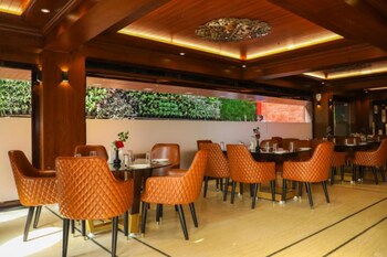 hotel golden i