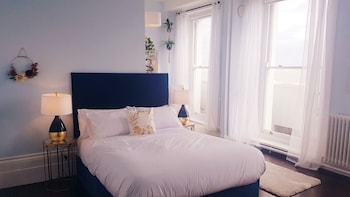 The Bank Hotel And Bistro,,1 star