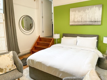 The Bank Hotel And Bistro,,1 star
