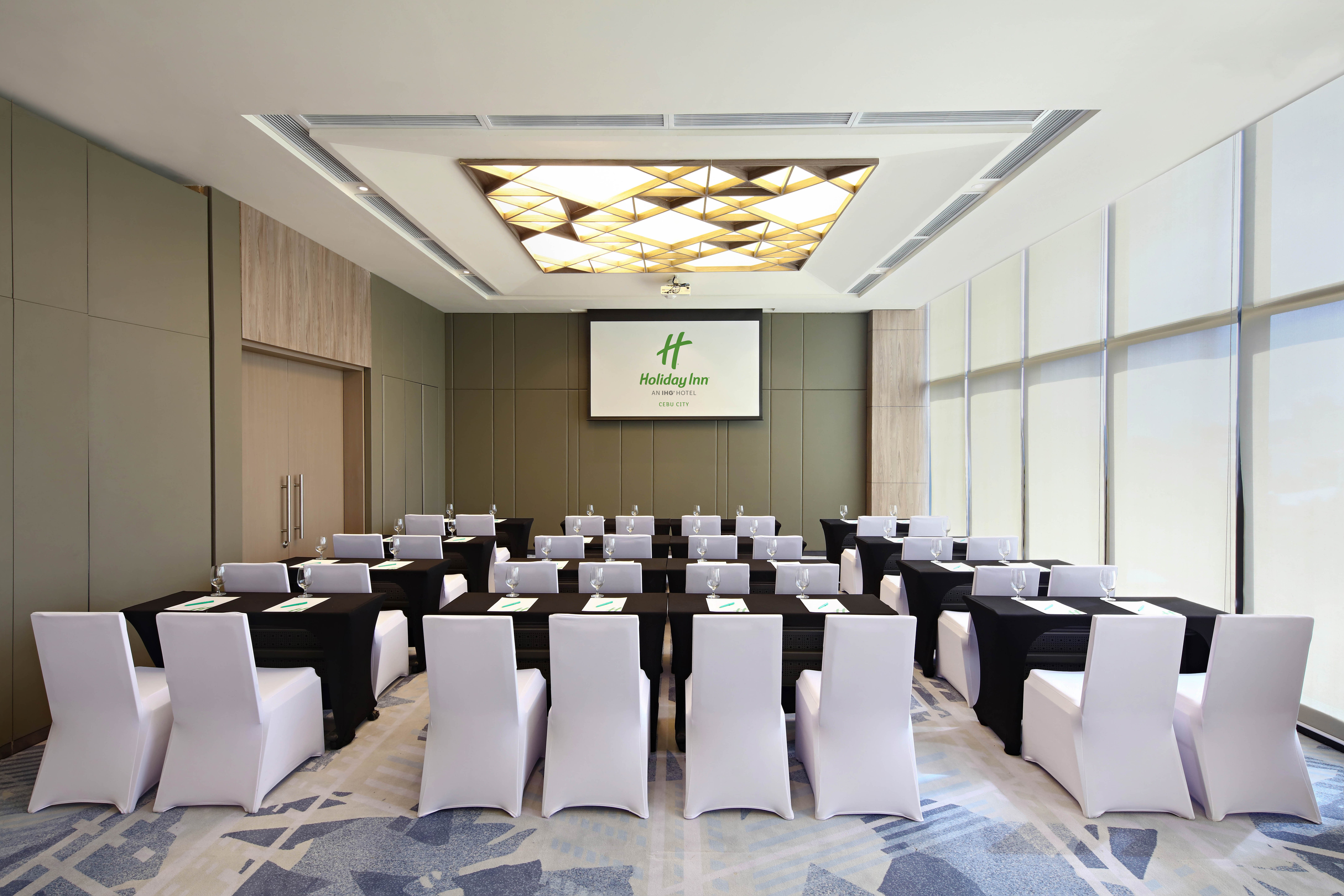 holiday inn cebu city an ihg hotel