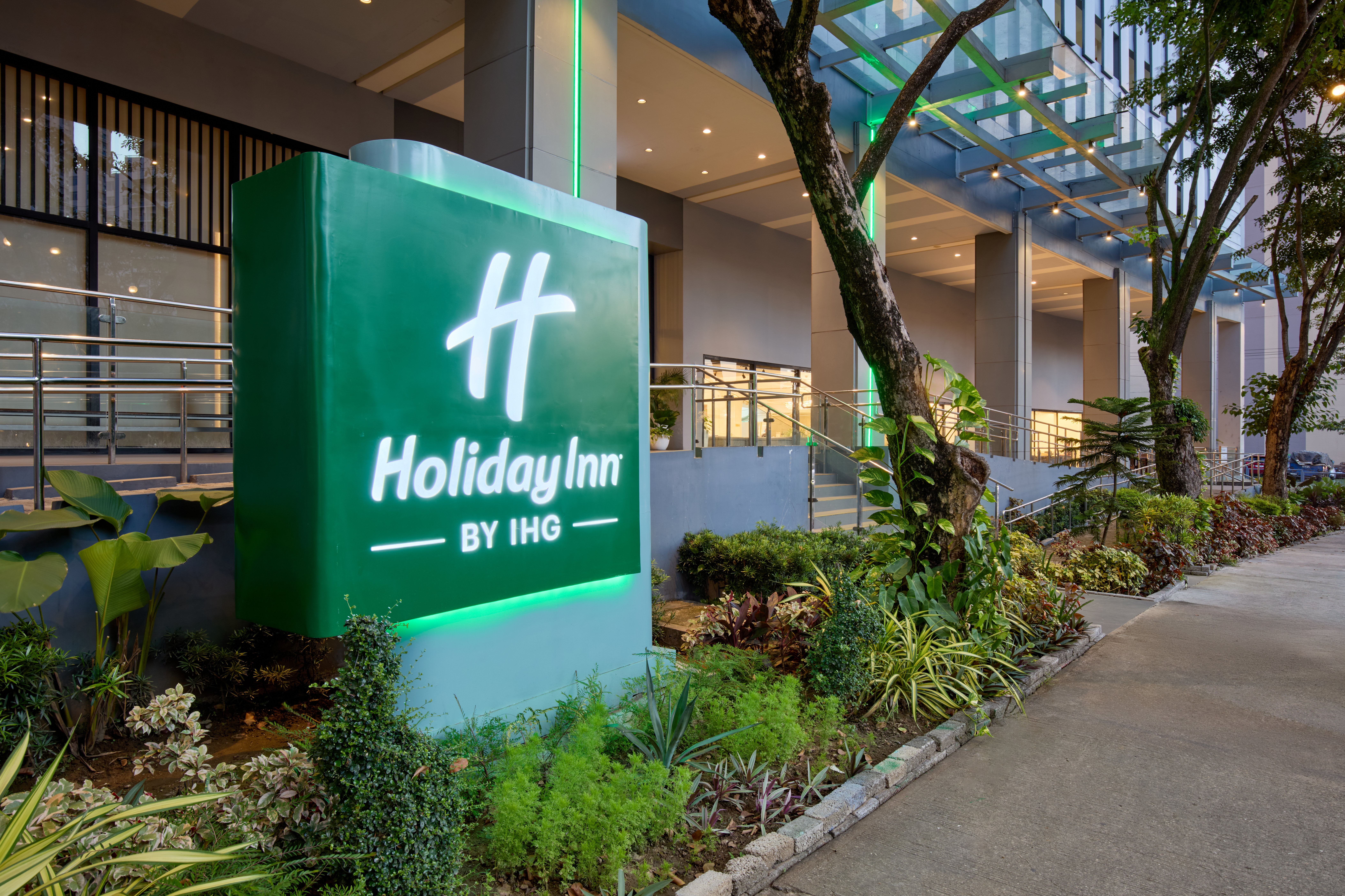 holiday inn cebu city an ihg hotel