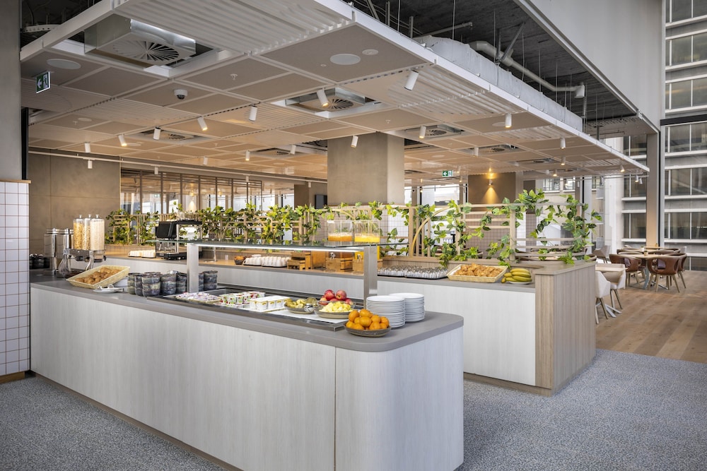 holiday inn express auckland city centre